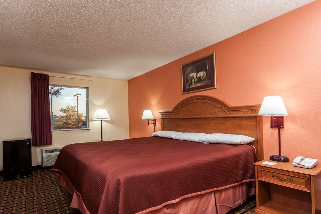 Howard Johnson By Wyndham Airport Louisville Rom bilde